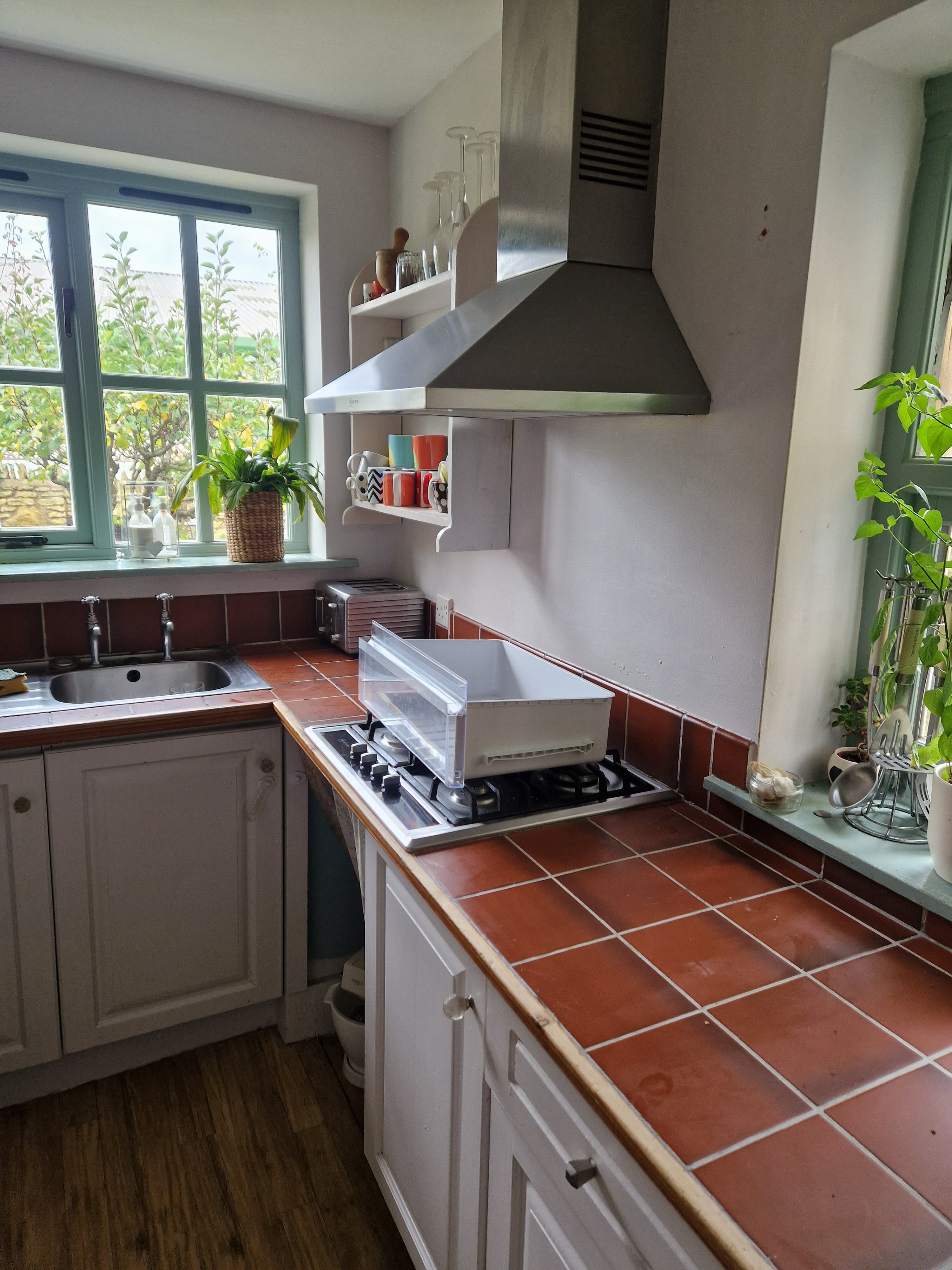Mr & Mrs MacLachlan's Kitchen — before — photo 3