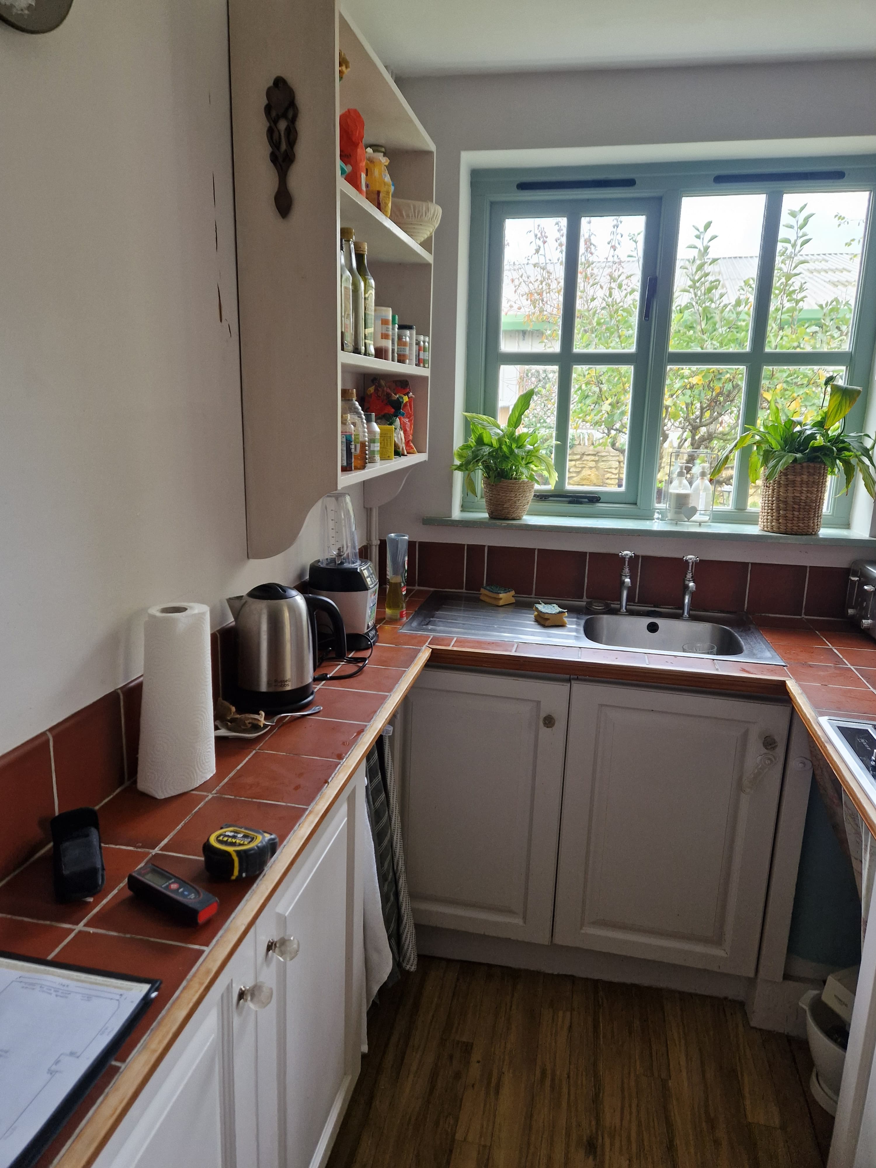 Mr & Mrs MacLachlan's Kitchen — before — photo 4