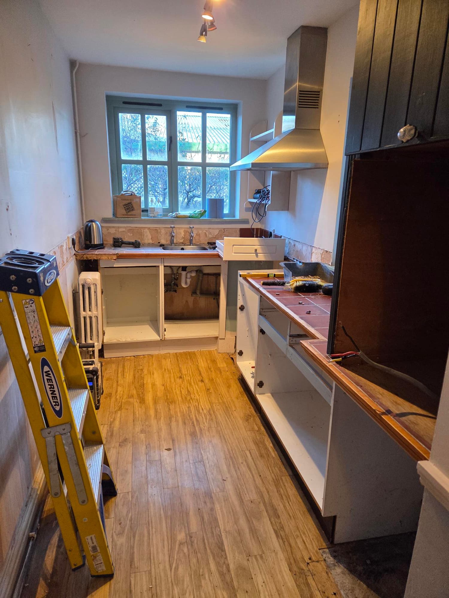 Mr & Mrs MacLachlan's Kitchen — before — photo 5